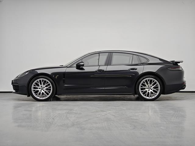 Porsche Panamera 2021 thumb 2