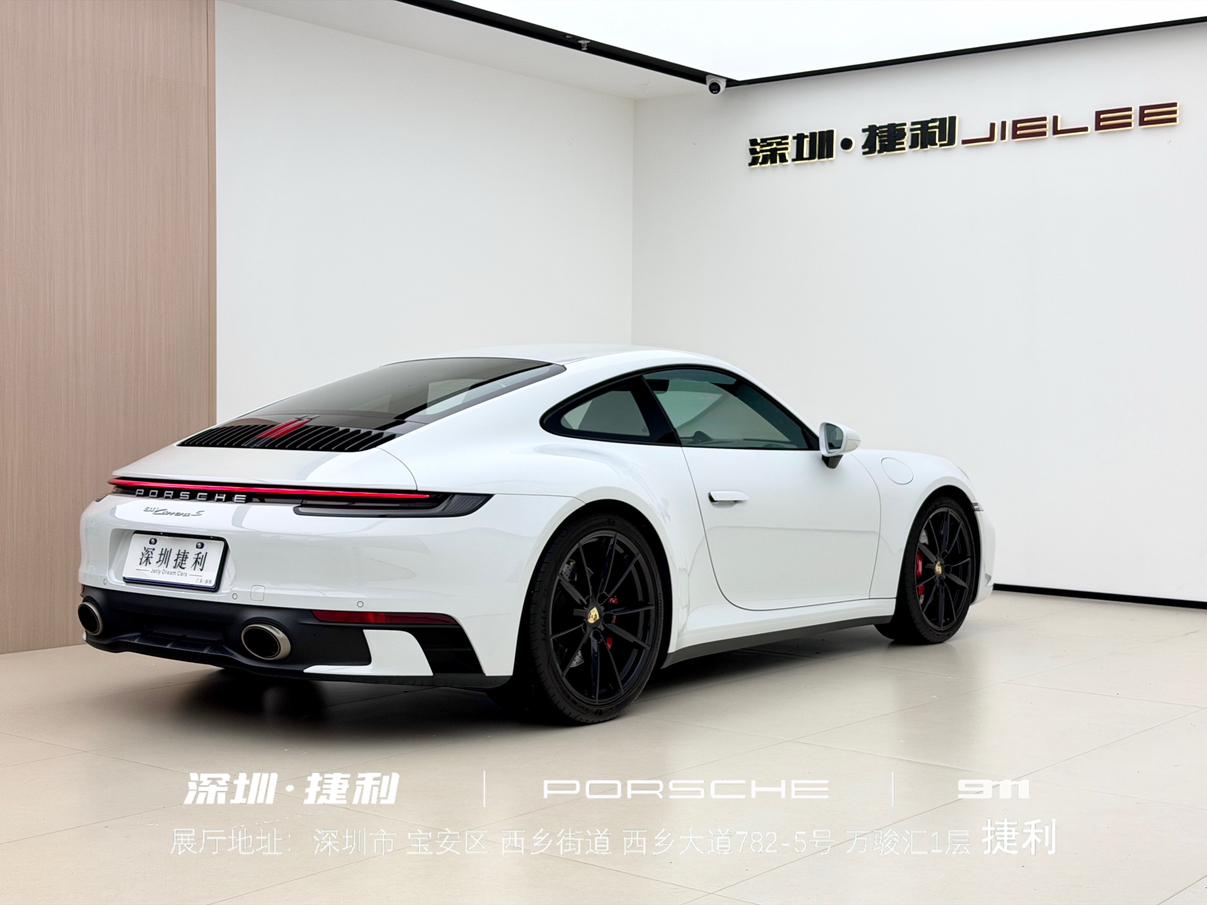 Porsche 911 2023 thumb 2
