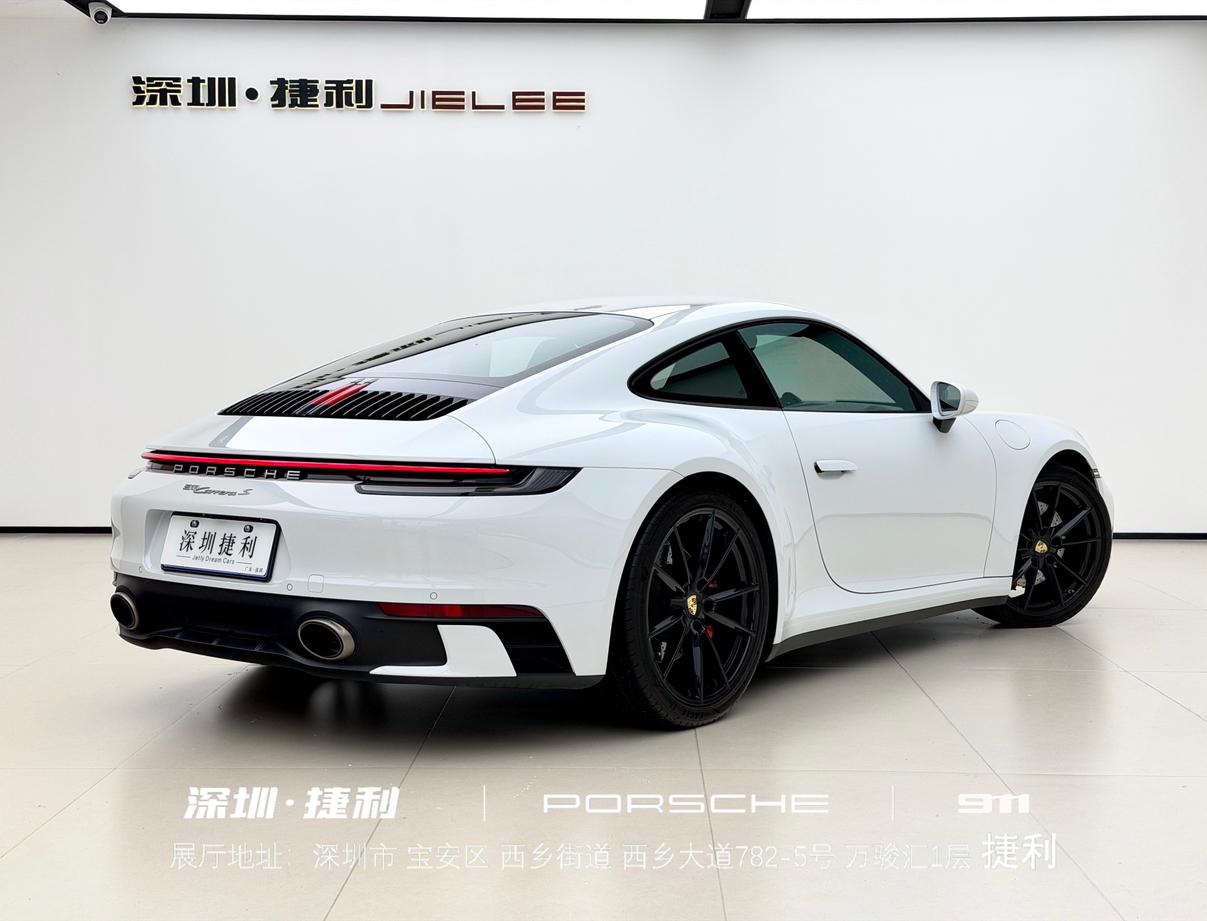 Porsche 911 2023 thumb 6