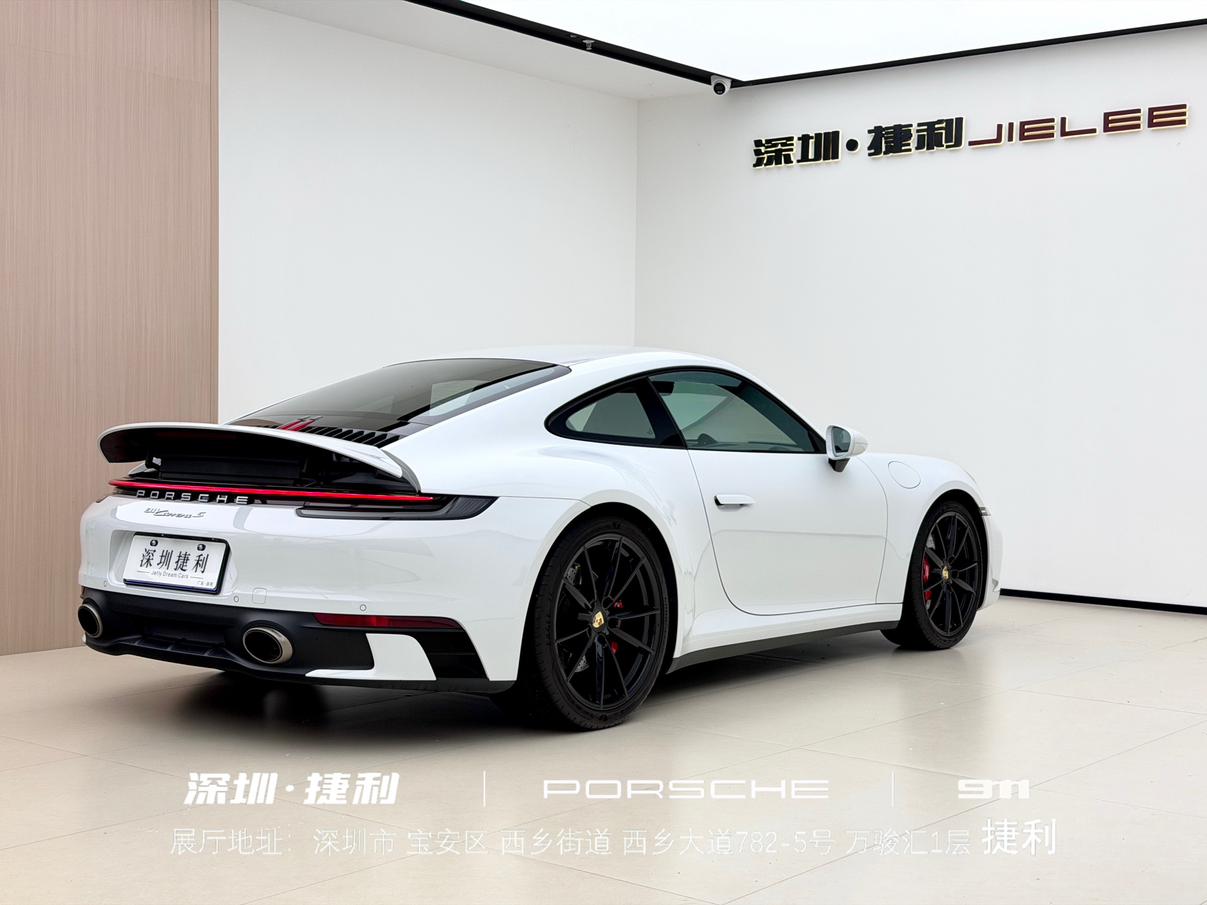 Porsche 911 2023 thumb 7