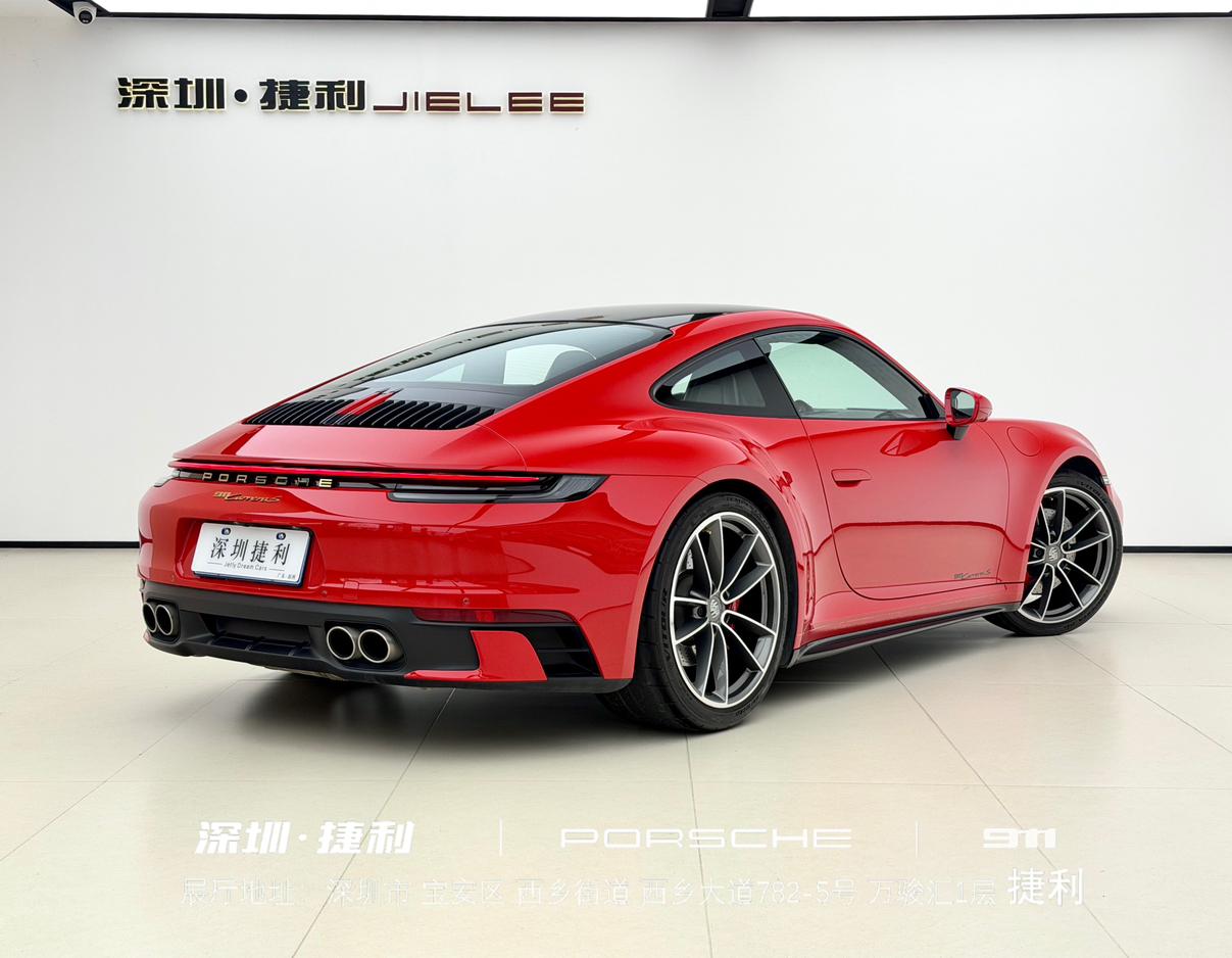 Porsche 911 2019 thumb 2