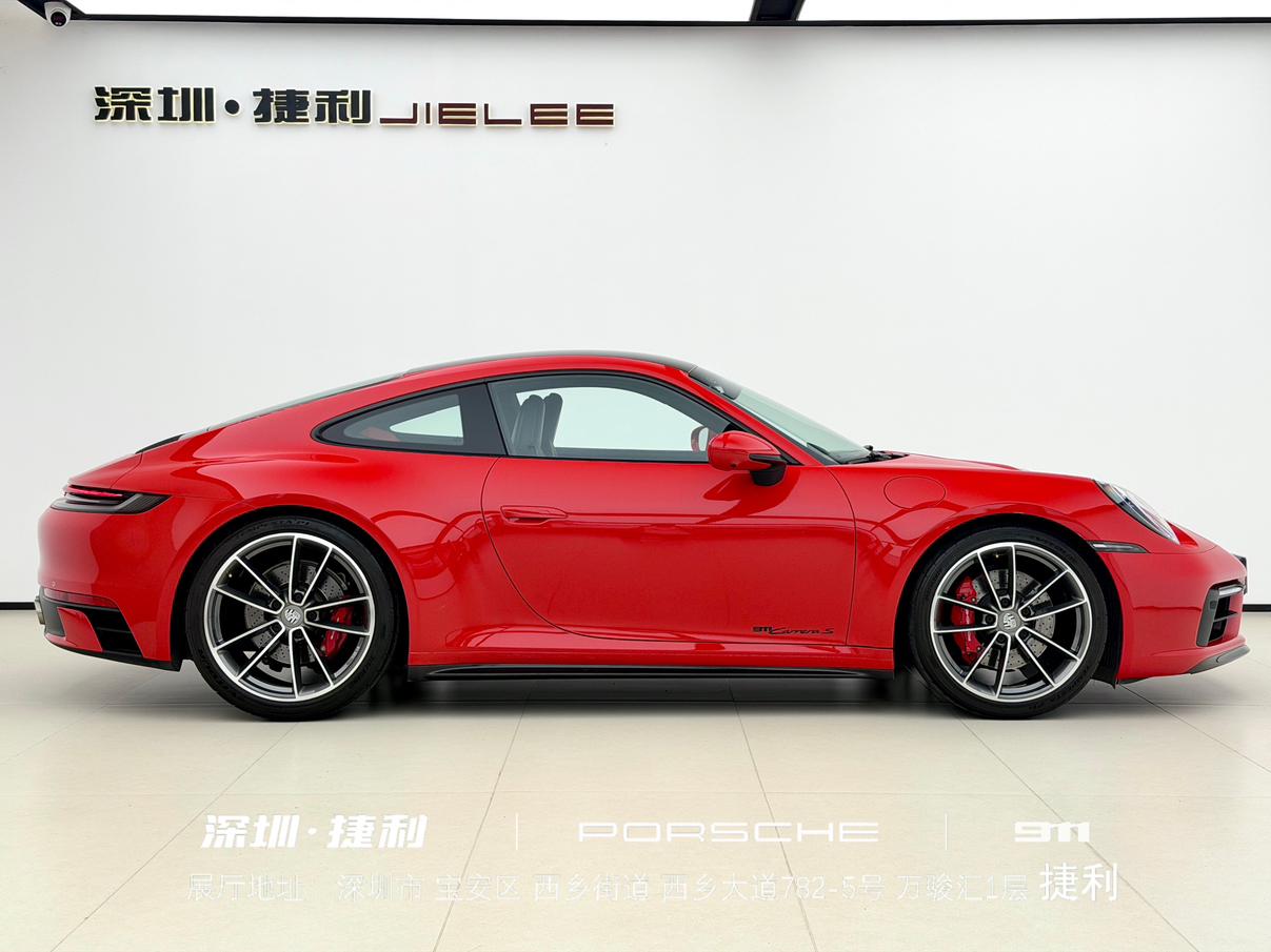 Porsche 911 2019 thumb 3