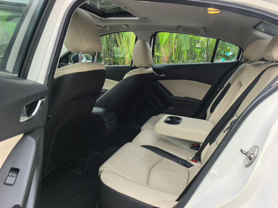 Mazda 3 2014 thumb 7