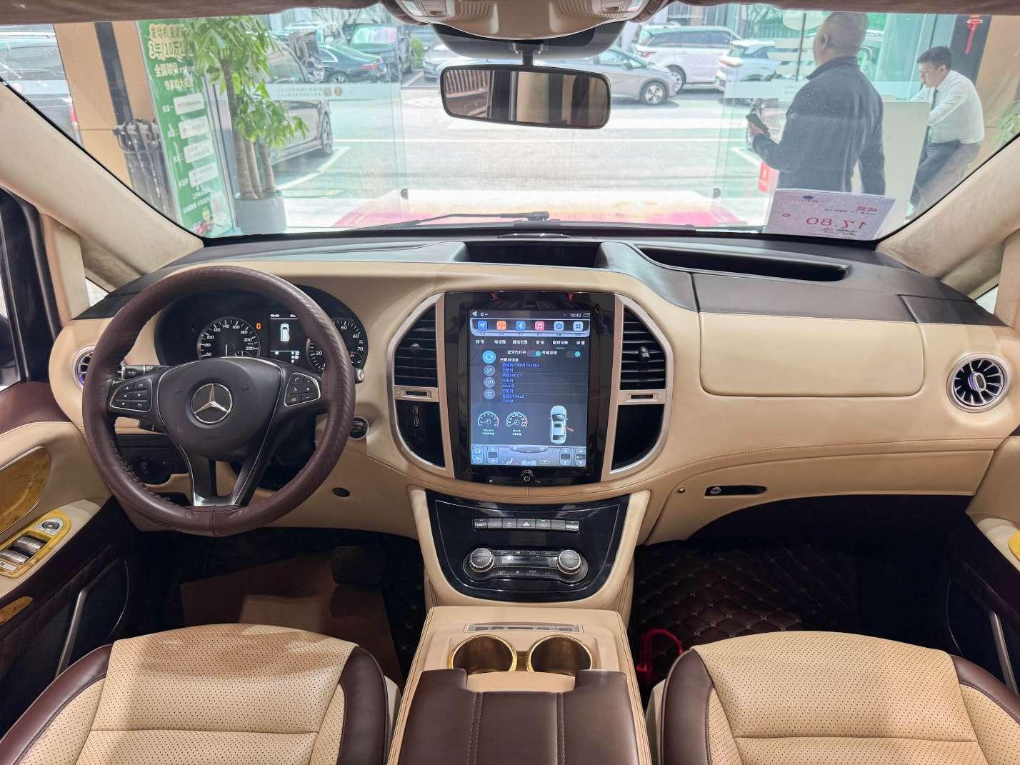 Mercedes-Benz Wei Ting 2018 thumb 9