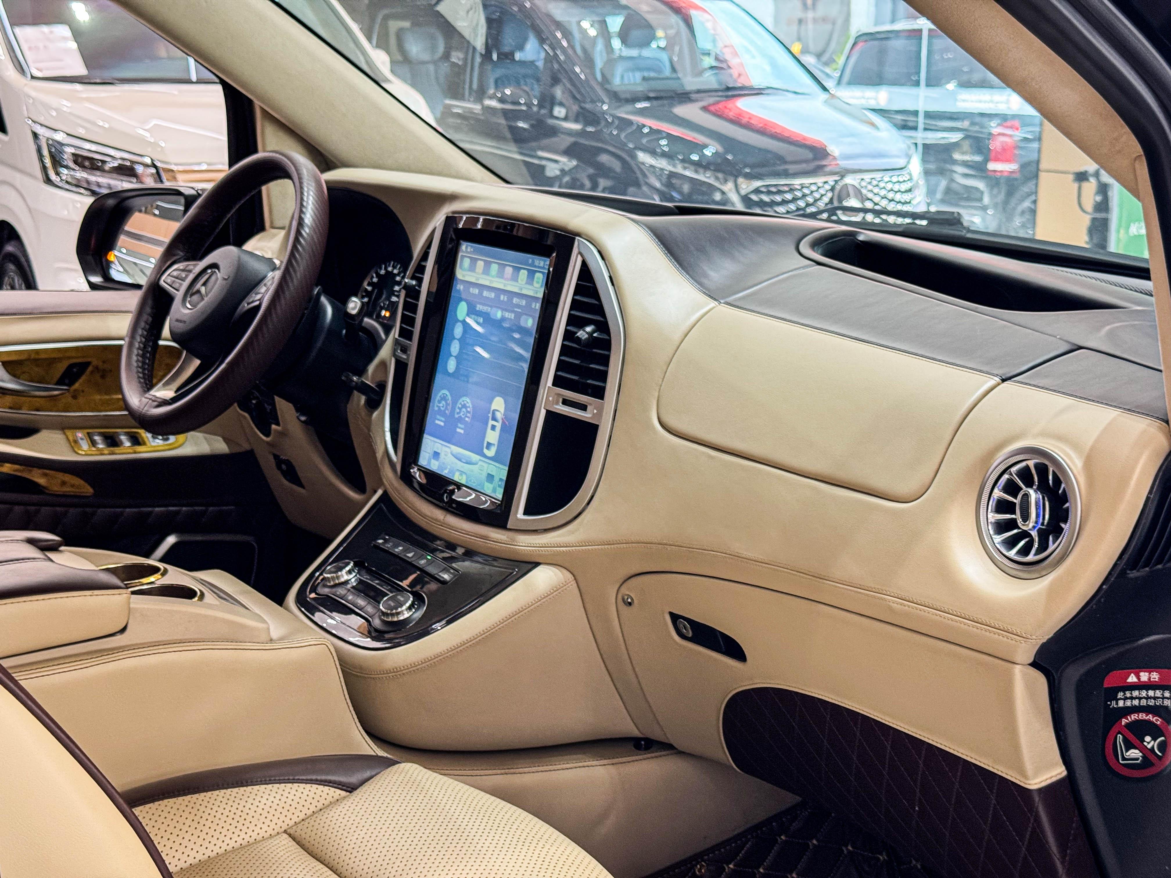 Mercedes-Benz Wei Ting 2018 thumb 12