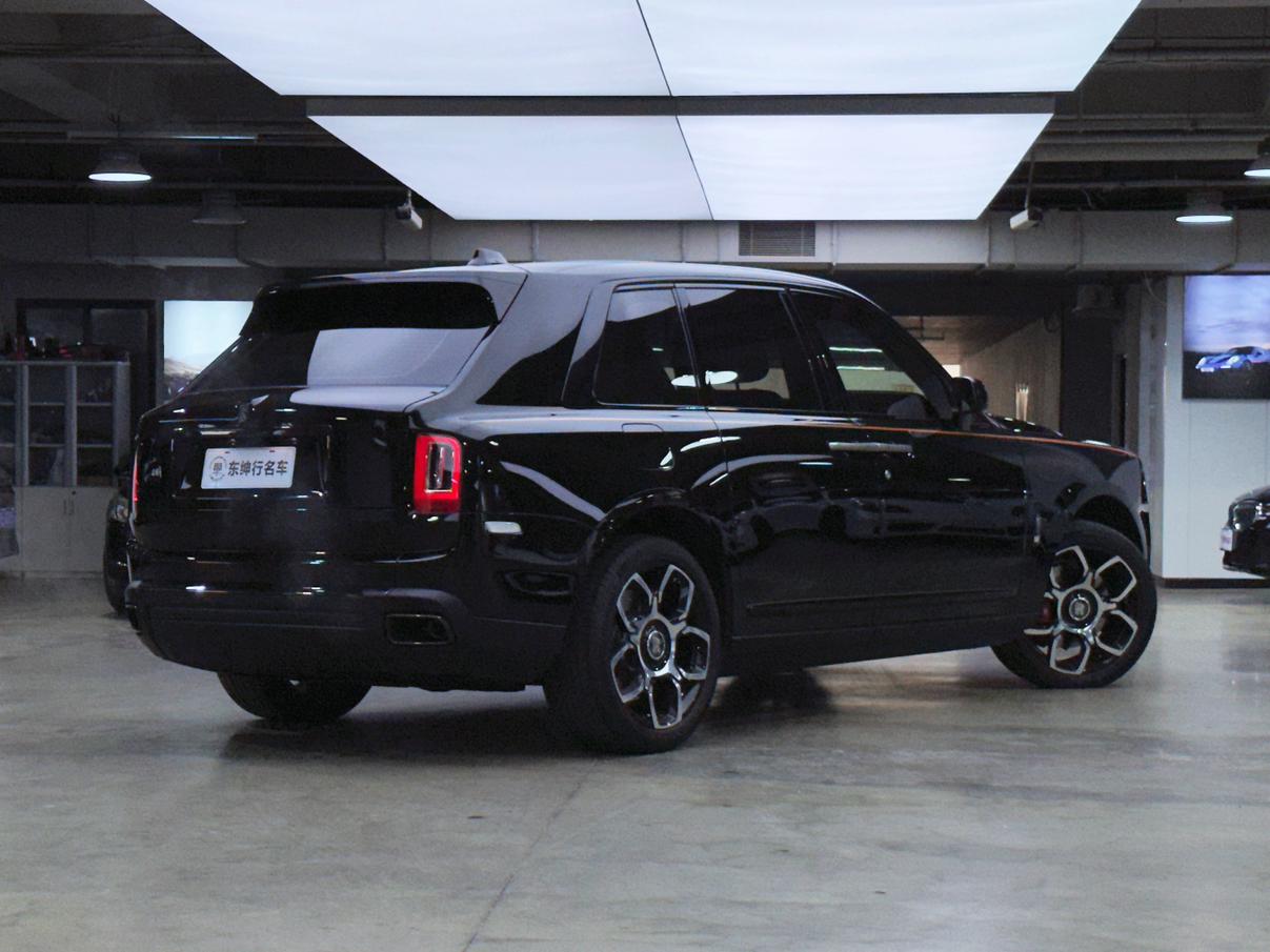 Rolls-Royce Cullinan 2024 thumb 2