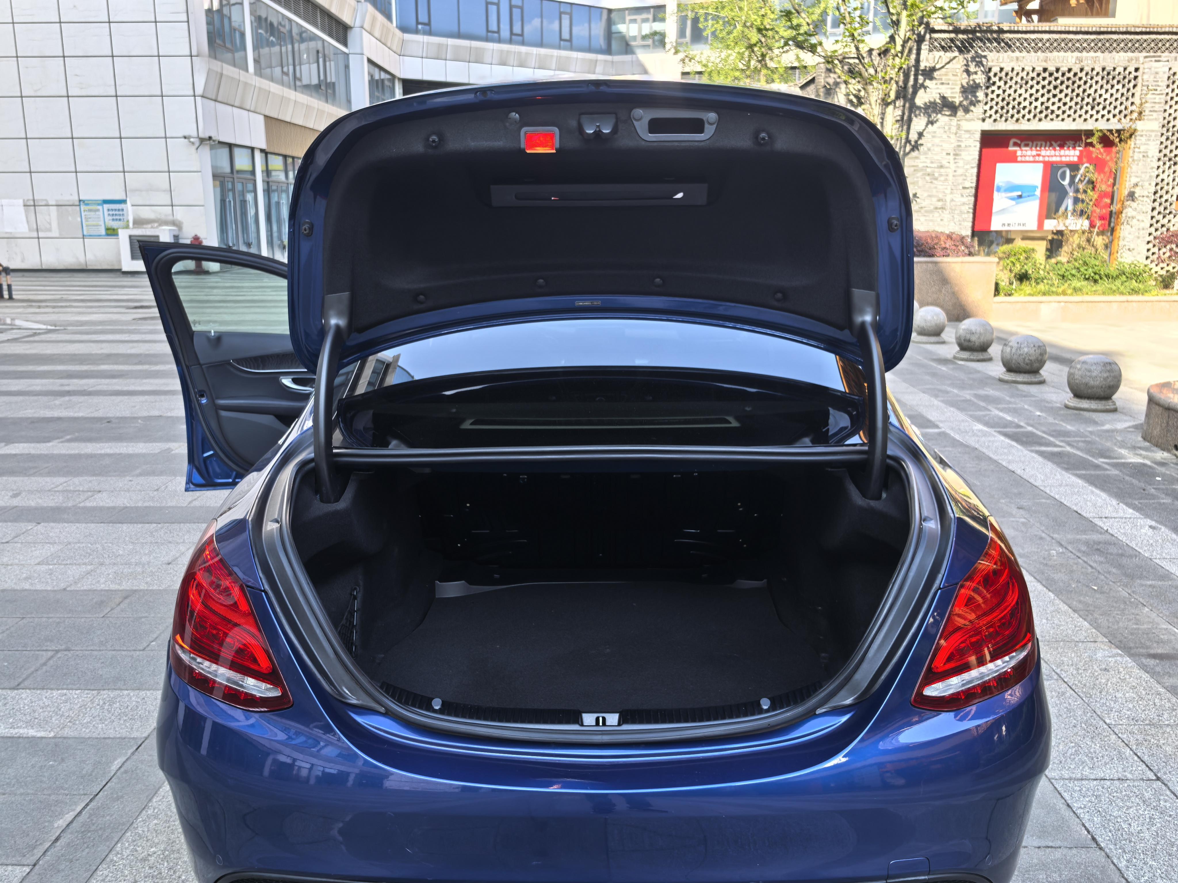 Mercedes-Benz C-Класс 2016 thumb 12