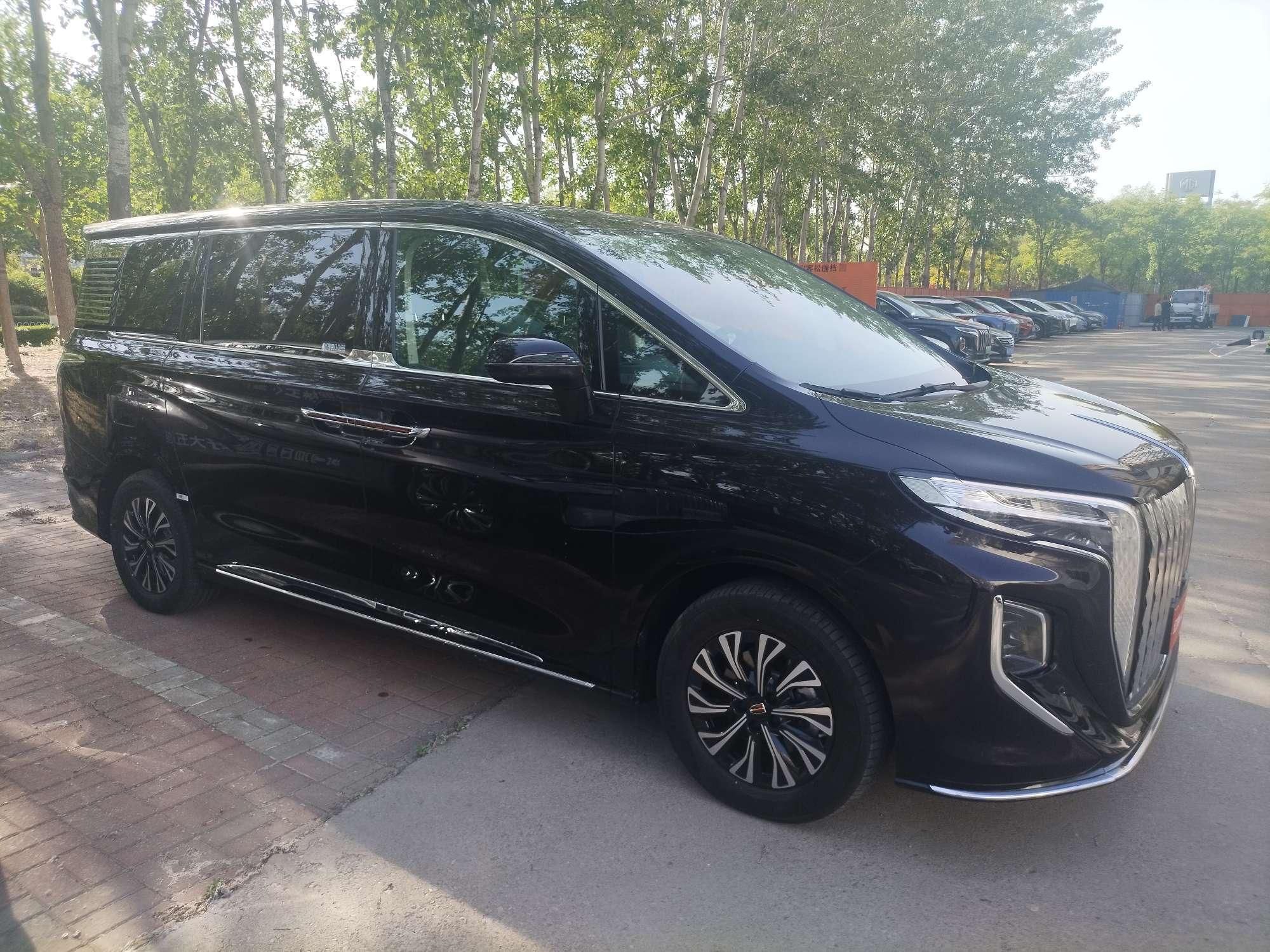 Hongqi HQ9 PHEV 2024 thumb 12