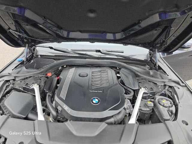 BMW 7 серии 2021 thumb 2