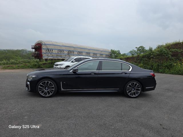 BMW 7 серии 2021 thumb 9