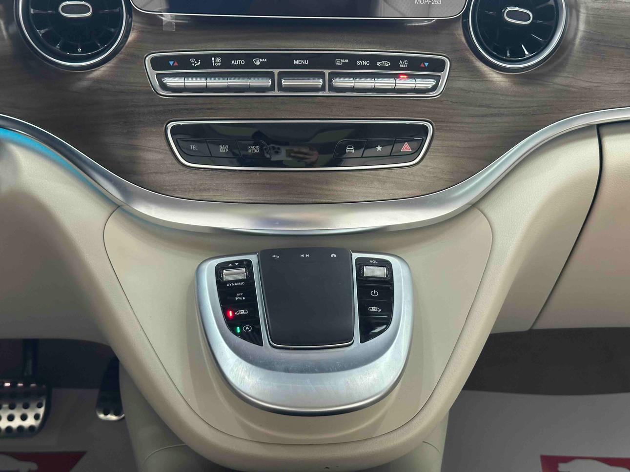 Mercedes-Benz V-Класс 2021 thumb 7