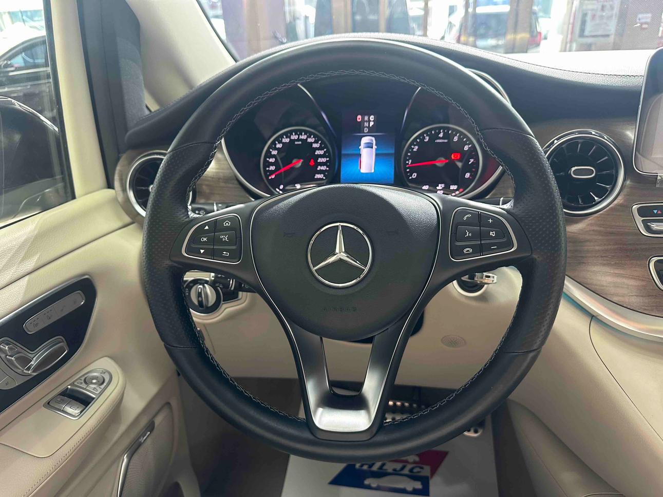 Mercedes-Benz V-Класс 2021 thumb 12