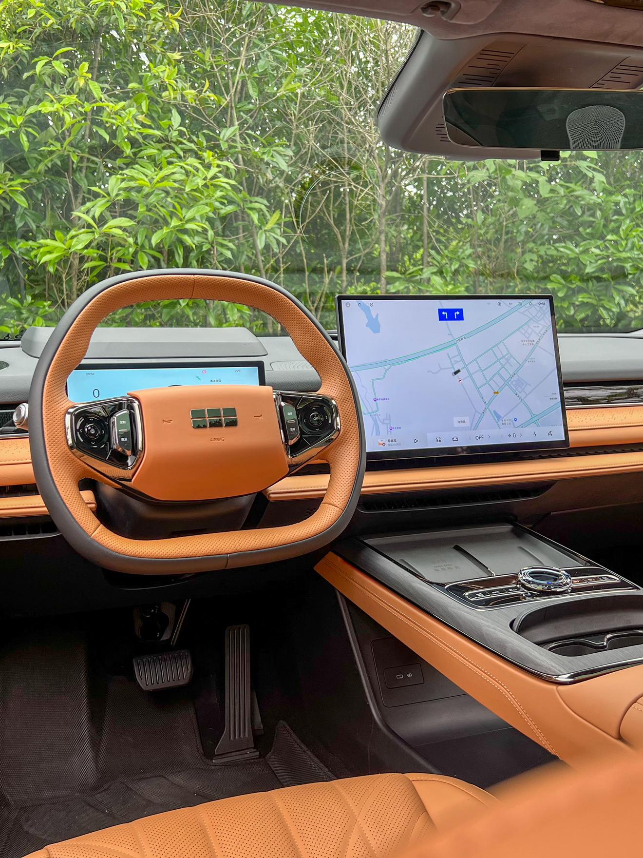 Geely Galaxy 8 PHEV 2025 thumb 9