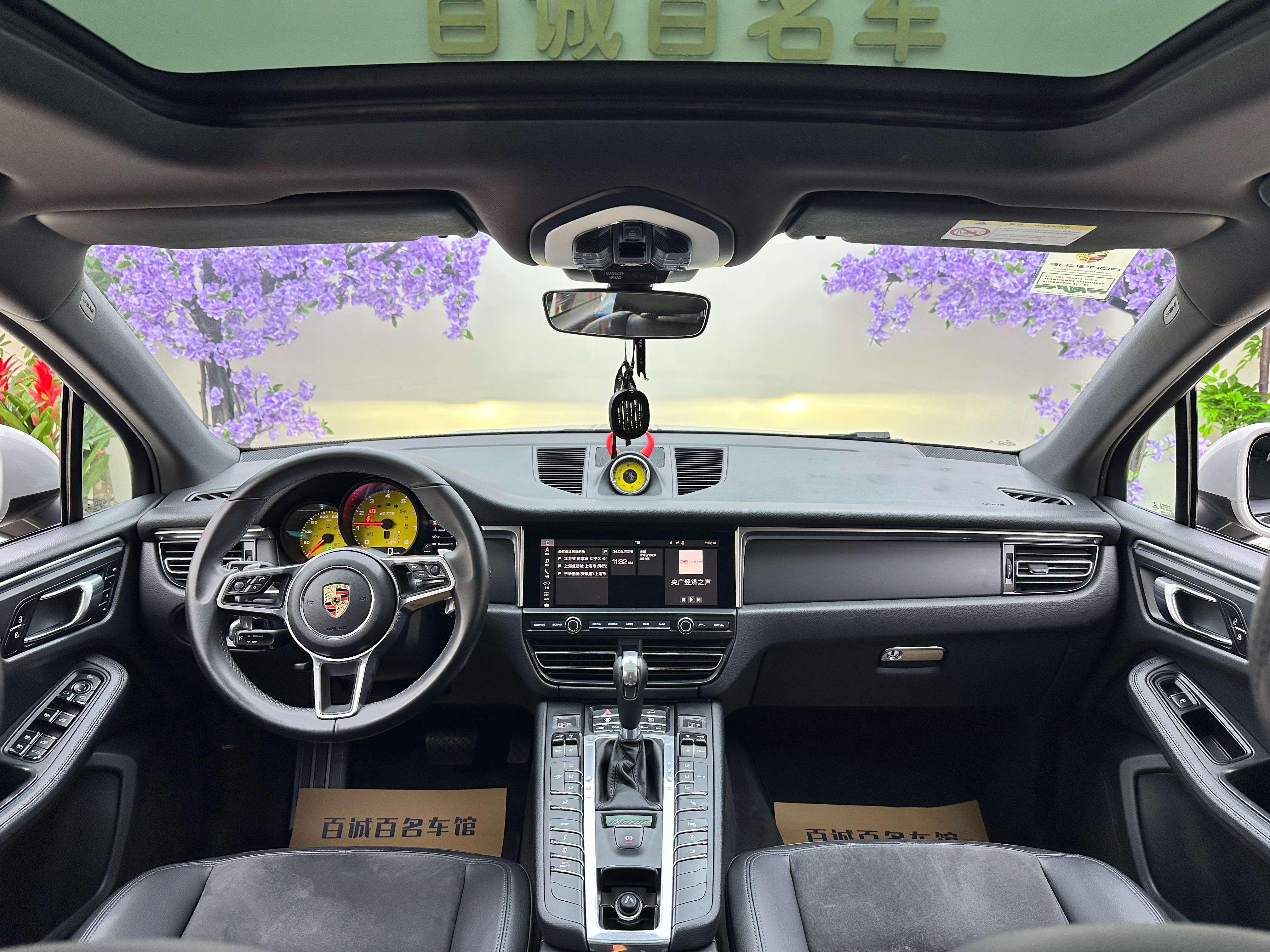 Porsche Macan 2018 thumb 9