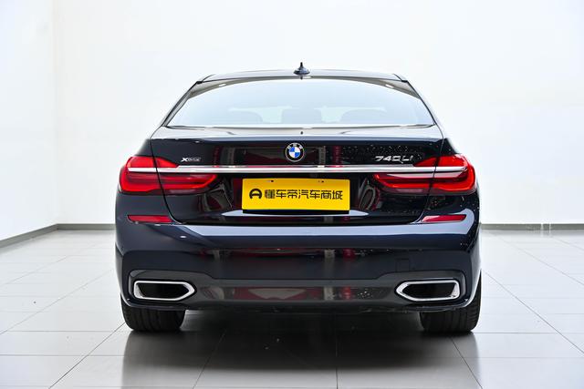 BMW 7 серии 2018 thumb 4
