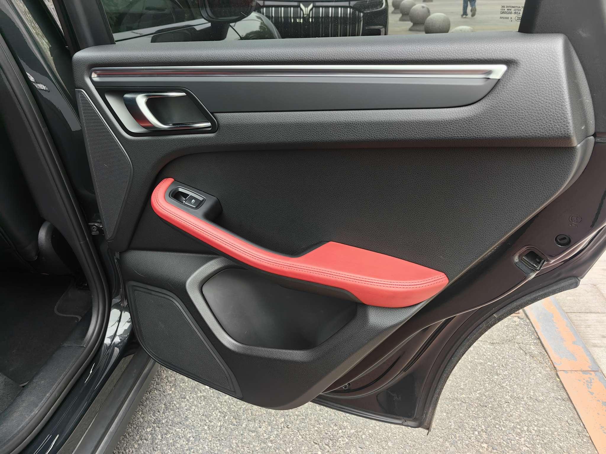 Porsche Macan 2020 thumb 9