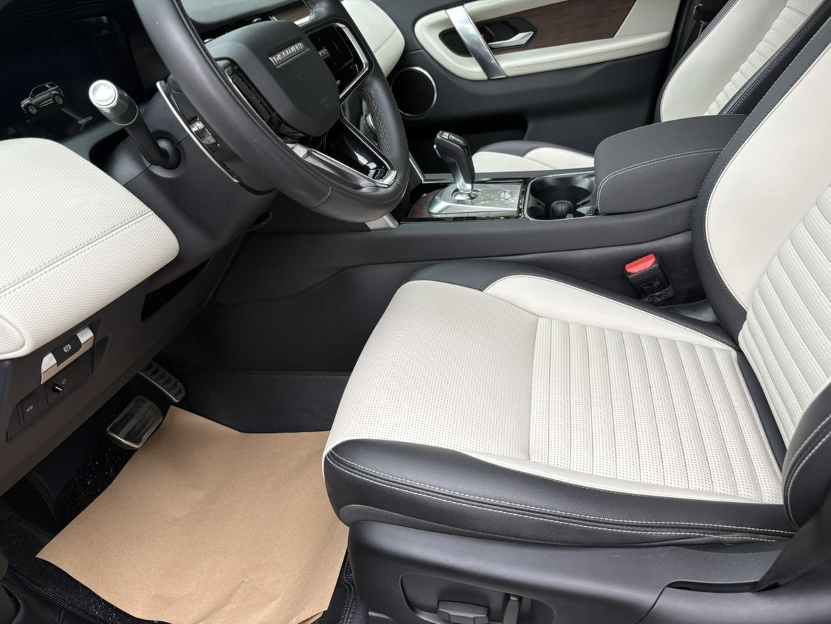 Land Rover Discovery Sport 2022 thumb 11