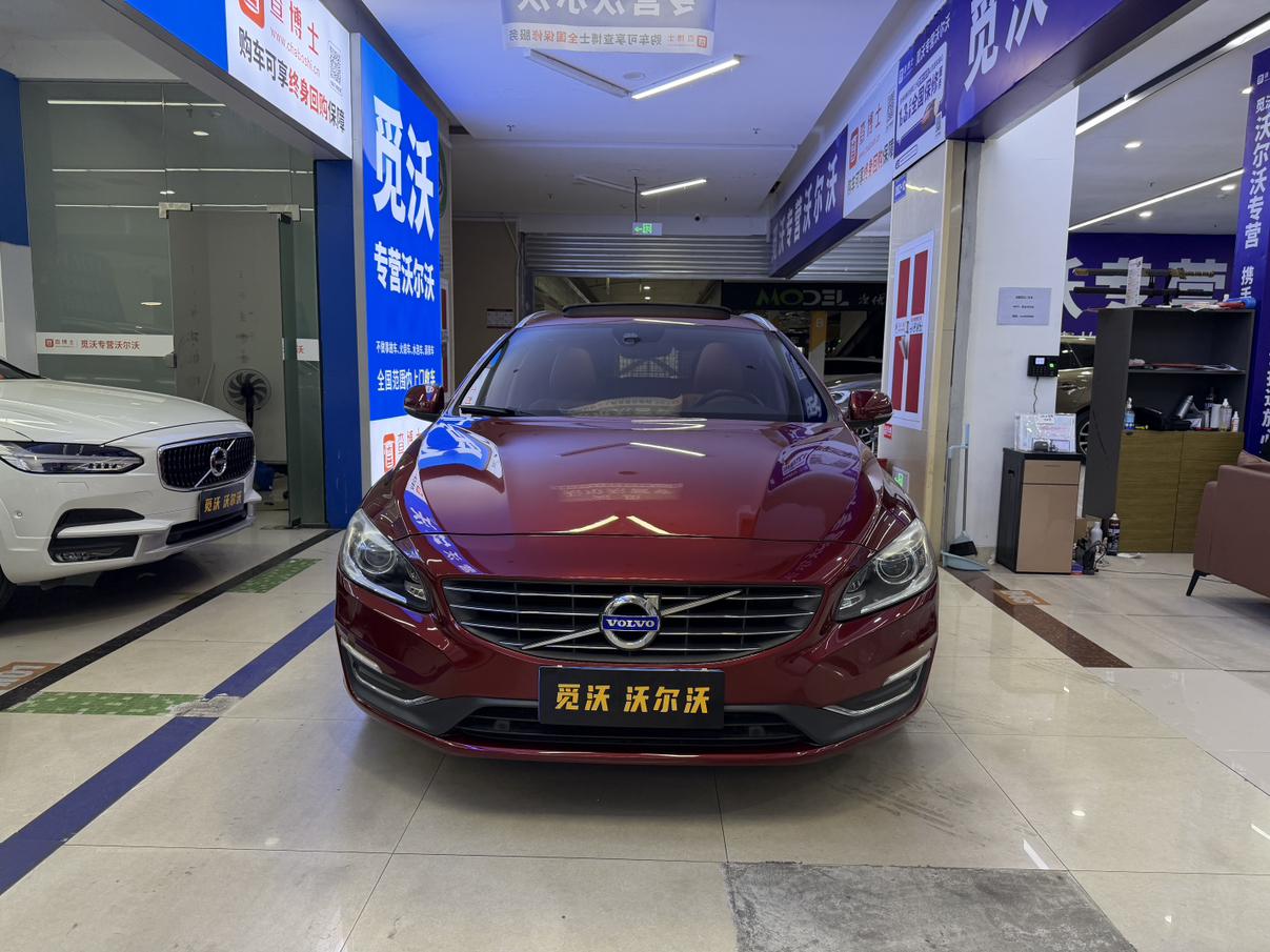 Volvo V60 2015 thumb 12