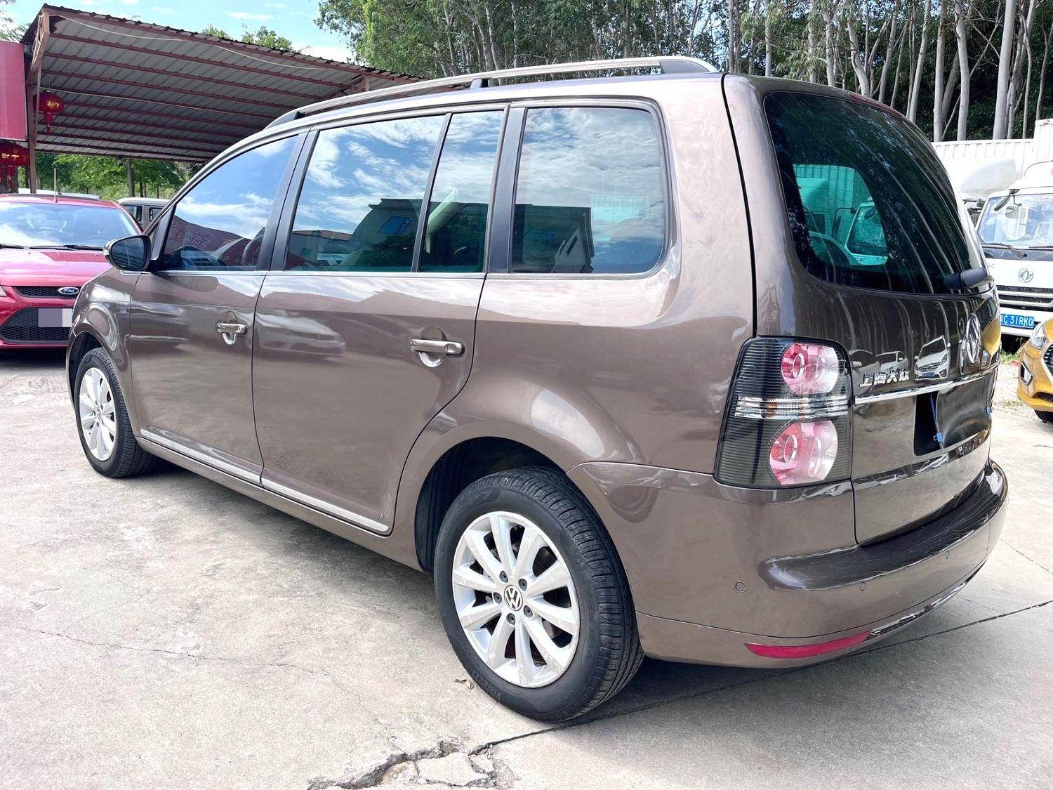 Volkswagen Touran 2013 thumb 11
