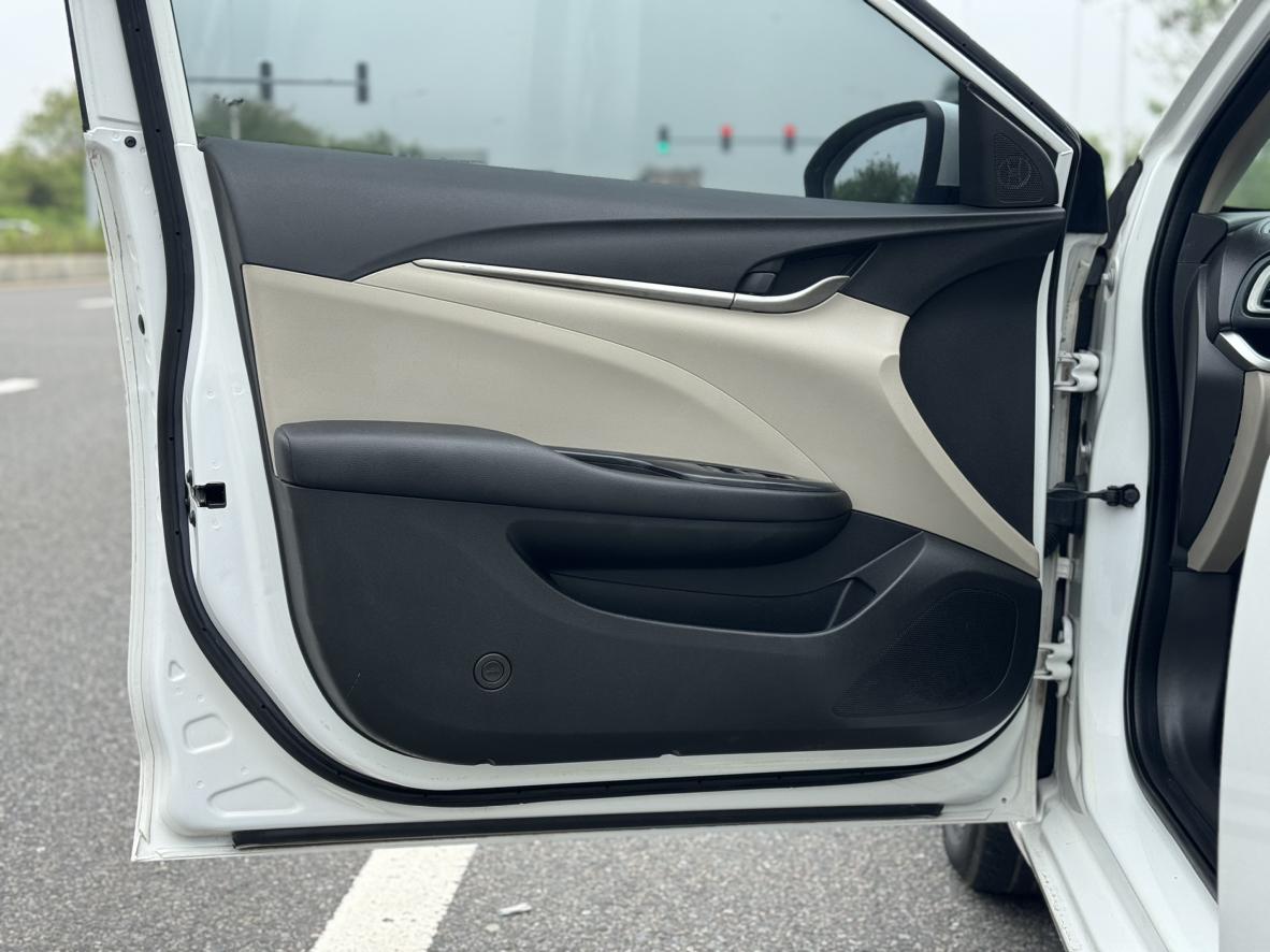 Buick Excelle 2019 thumb 8