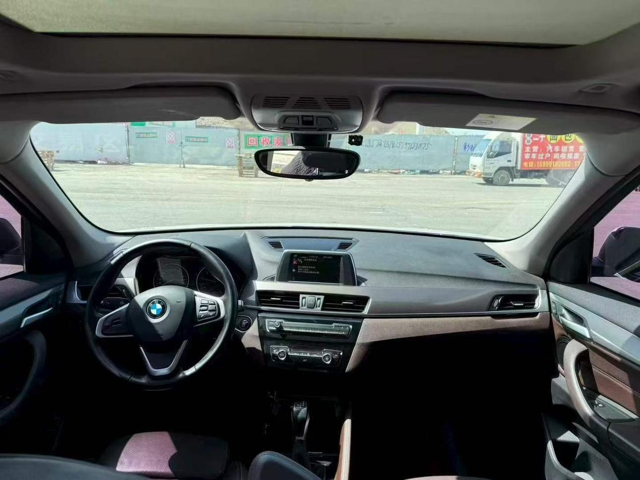 BMW X1 2018 thumb 5