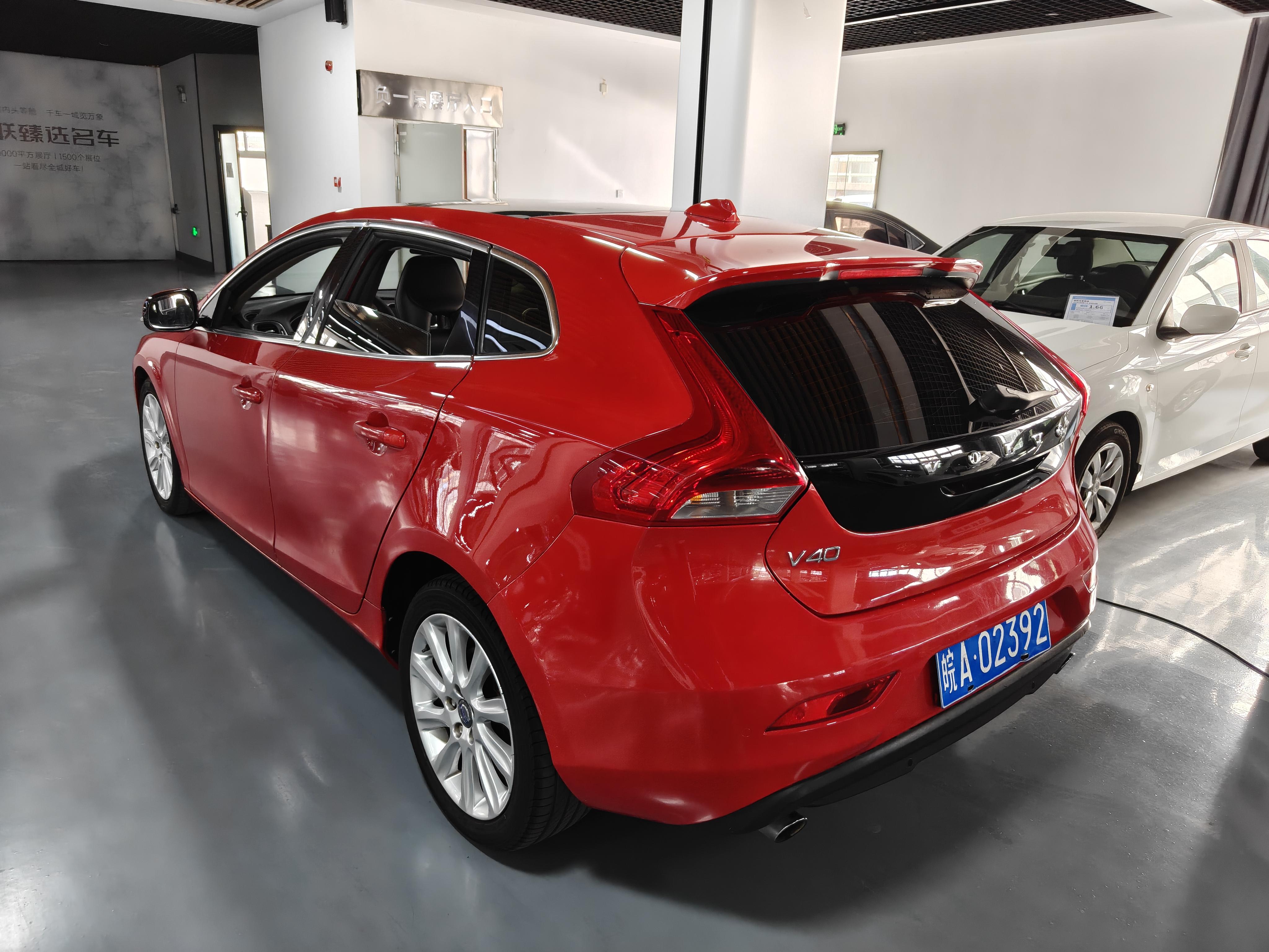 Volvo V40 2013 thumb 11