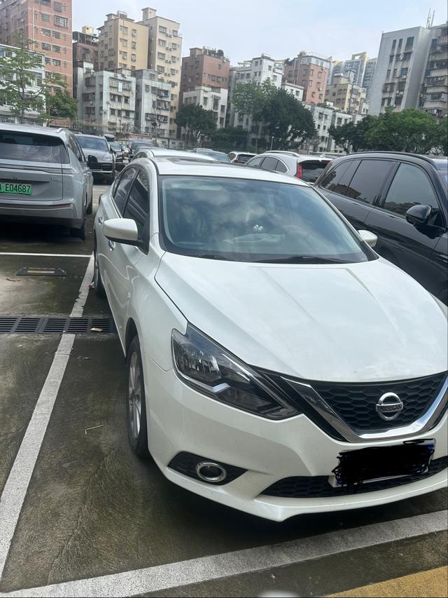Nissan Sylphy 2019 thumb 4