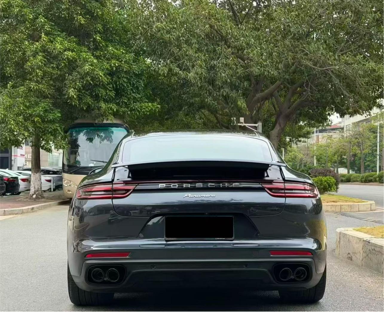 Porsche Panamera 2019 thumb 3