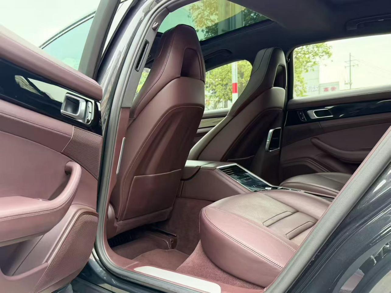 Porsche Panamera 2019 thumb 7