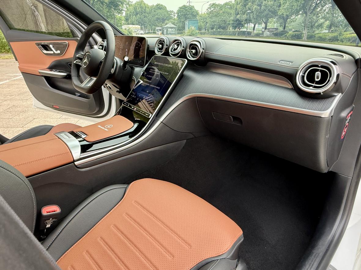 Mercedes-Benz C-Класс 2023 thumb 8