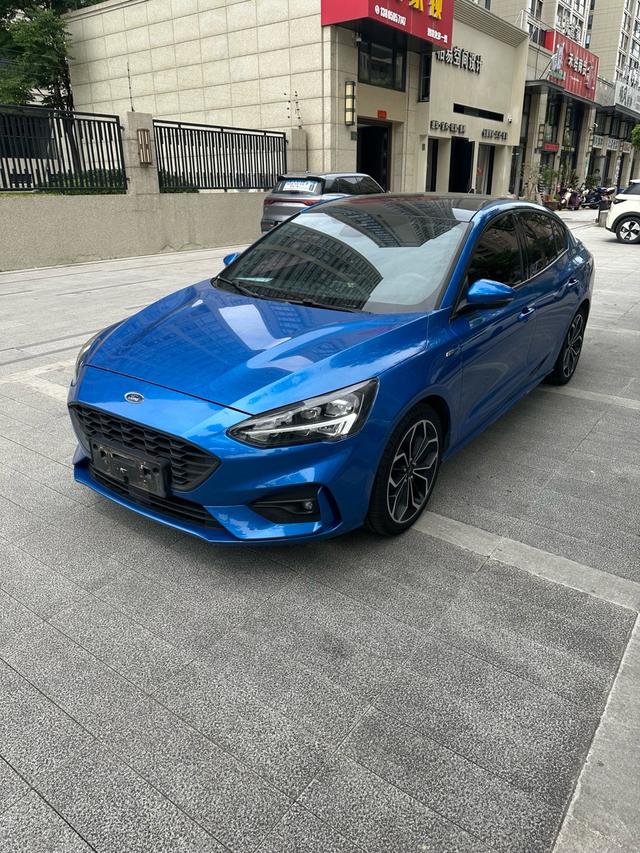 Ford Focus ST 2020 thumb 8