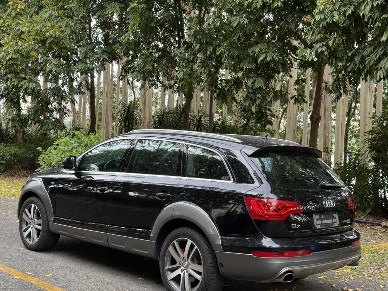 Audi Q7 2014 thumb 2