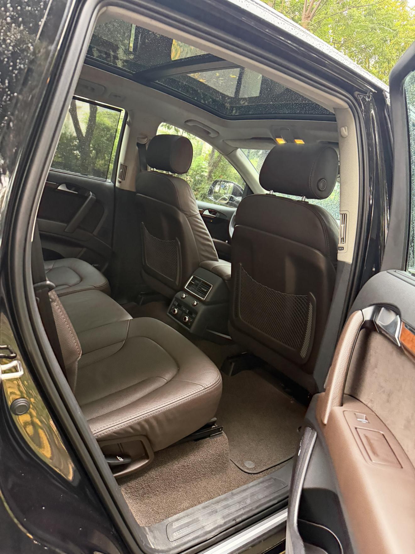 Audi Q7 2014 thumb 8