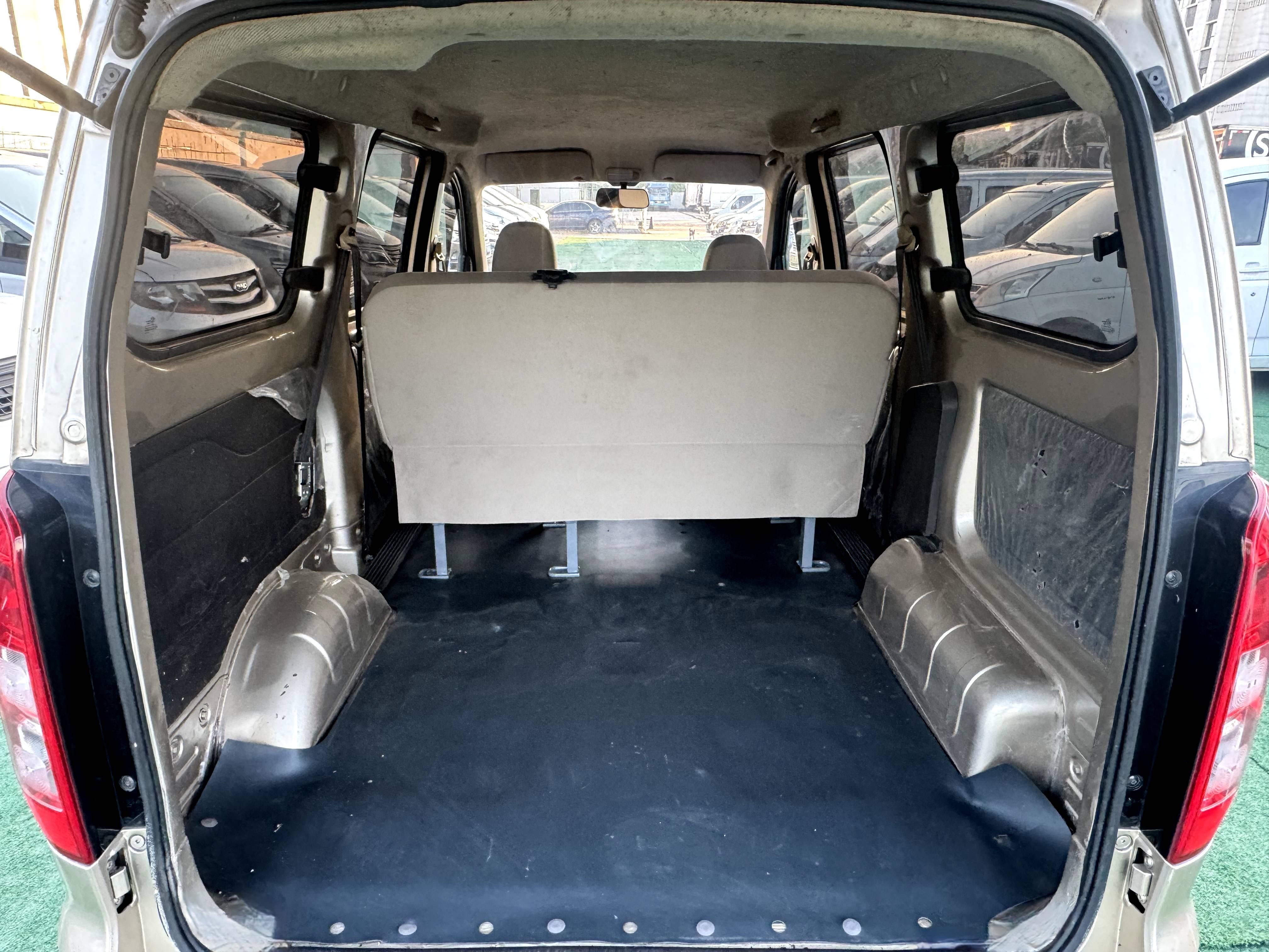 Wuling Hong Guang V 2021 thumb 10