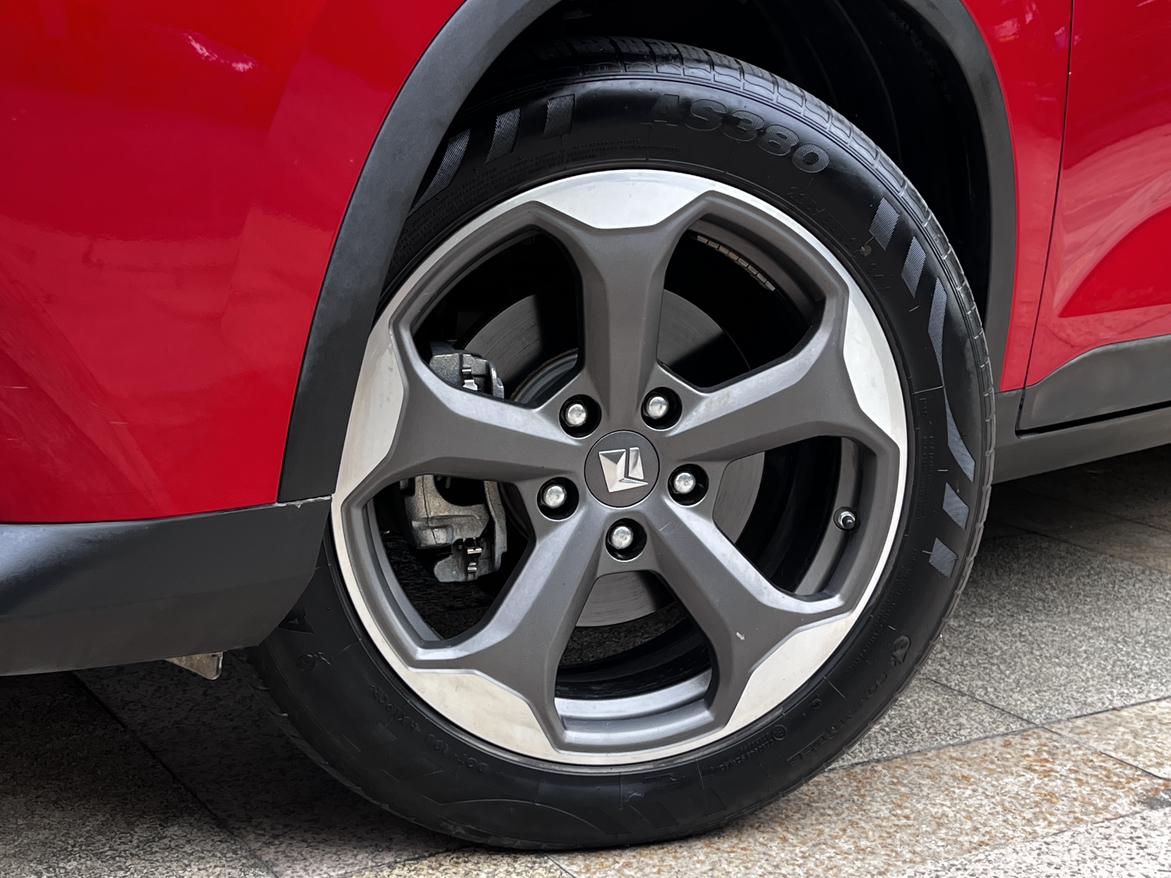 Baojun RM-5 2019 thumb 10