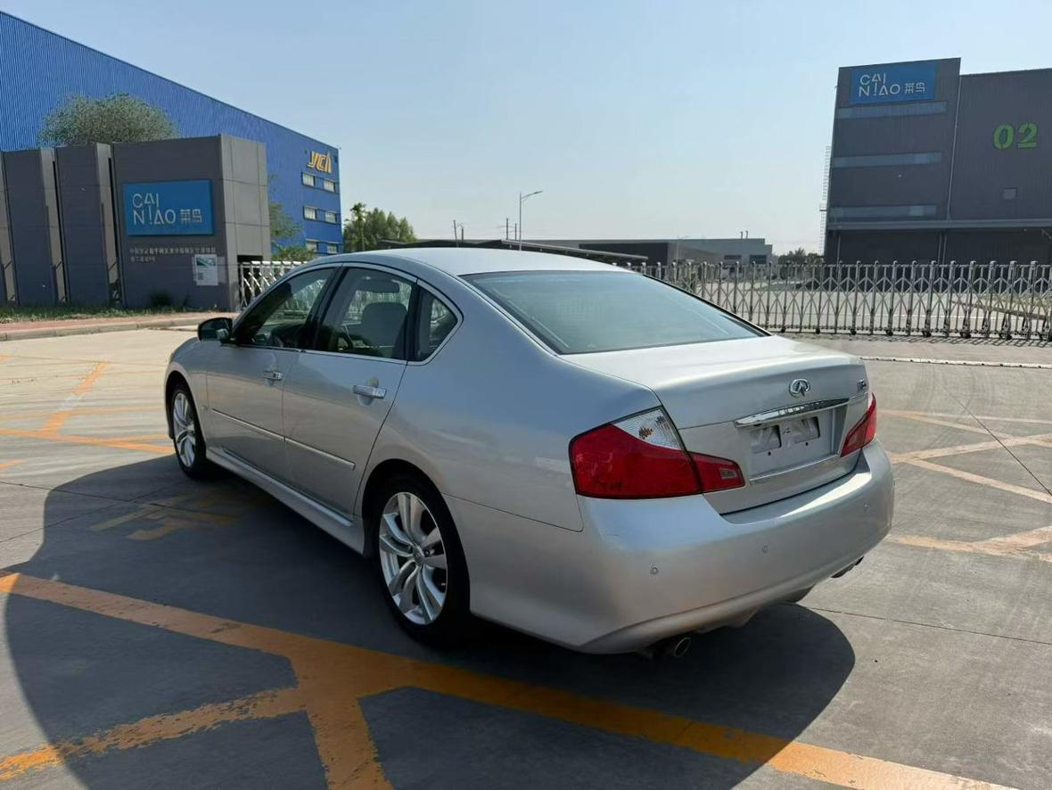 Infiniti M 2008 thumb 11