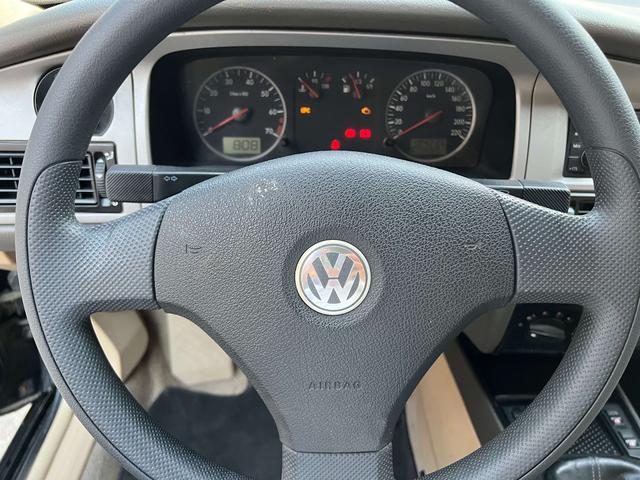 Volkswagen Santana 2009 thumb 5