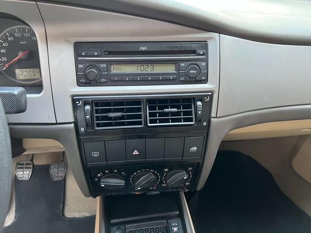 Volkswagen Santana 2009 thumb 7