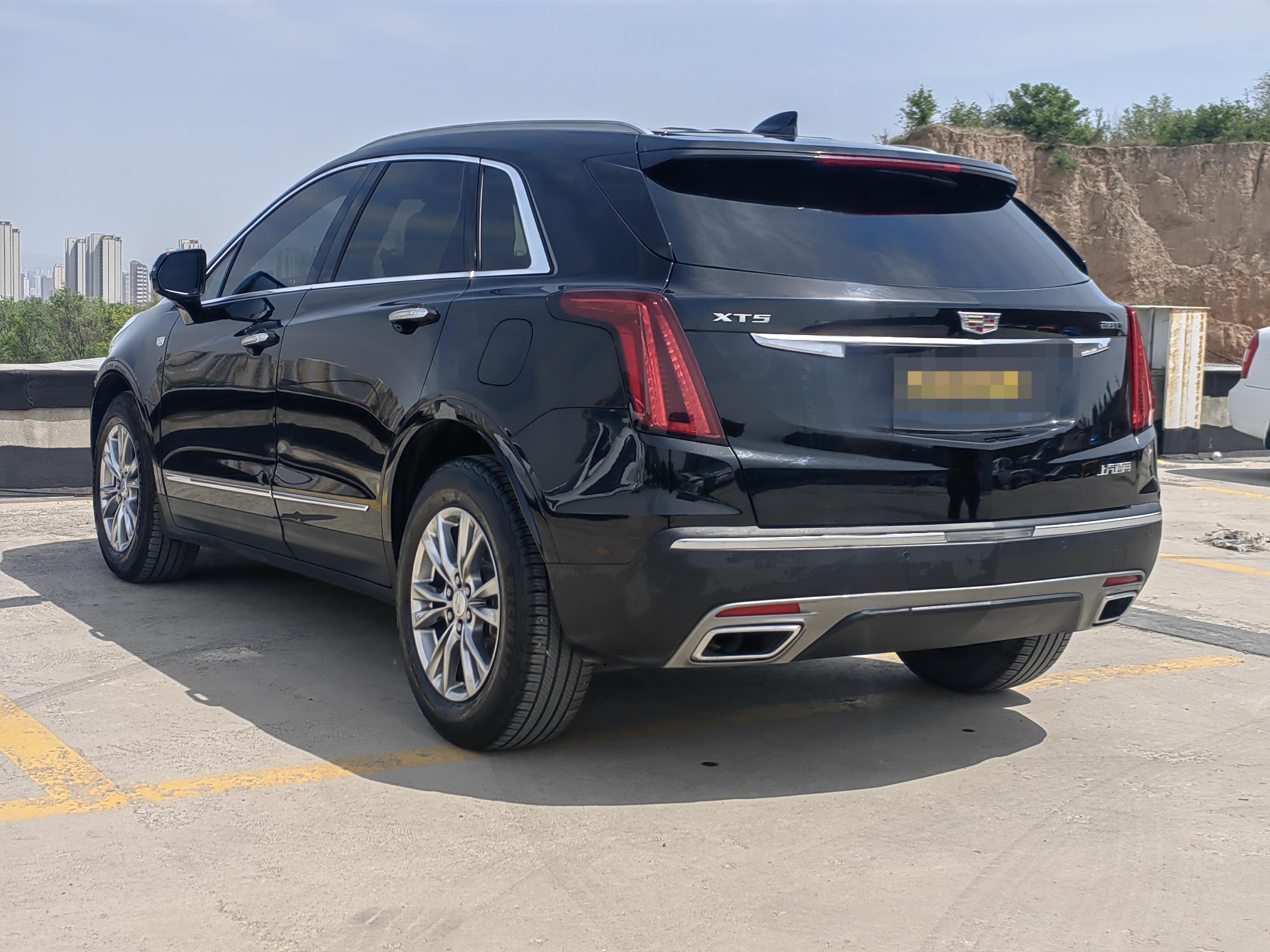 Cadillac XT5 2020 thumb 2
