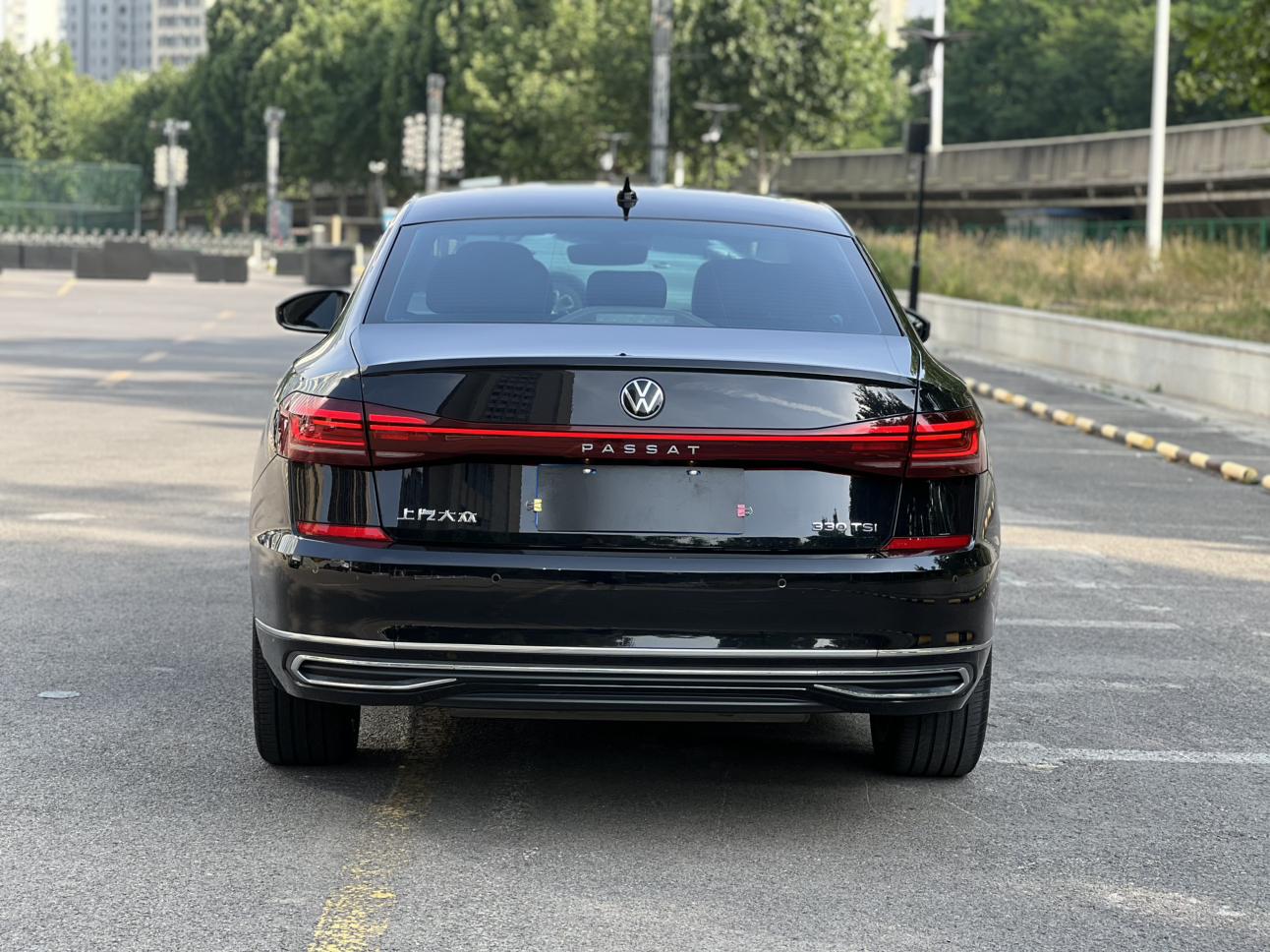 Volkswagen Passat (North America and China) 2024 thumb 4