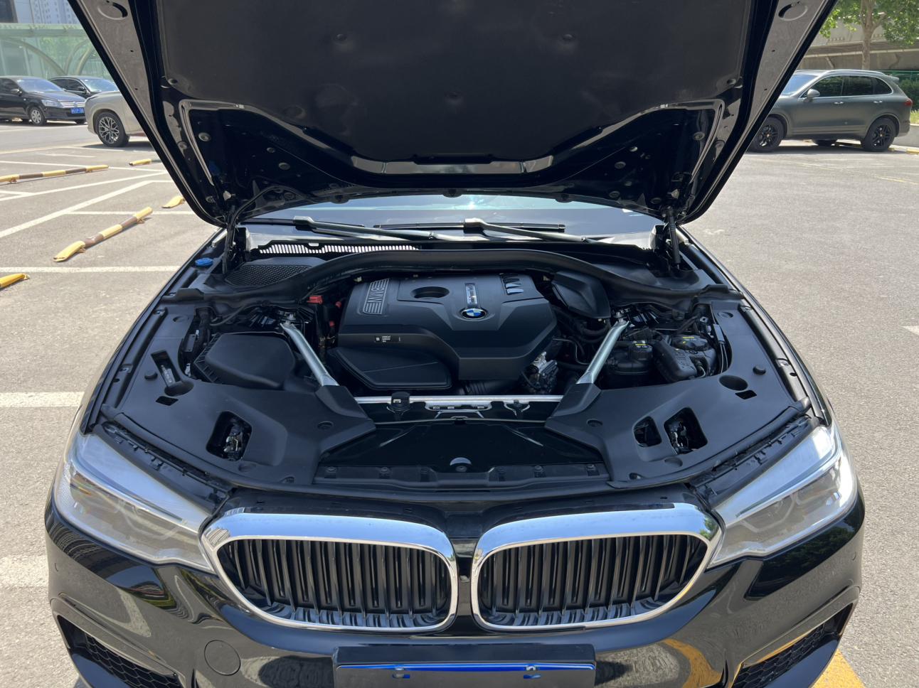 BMW 5 серии 2018 thumb 7