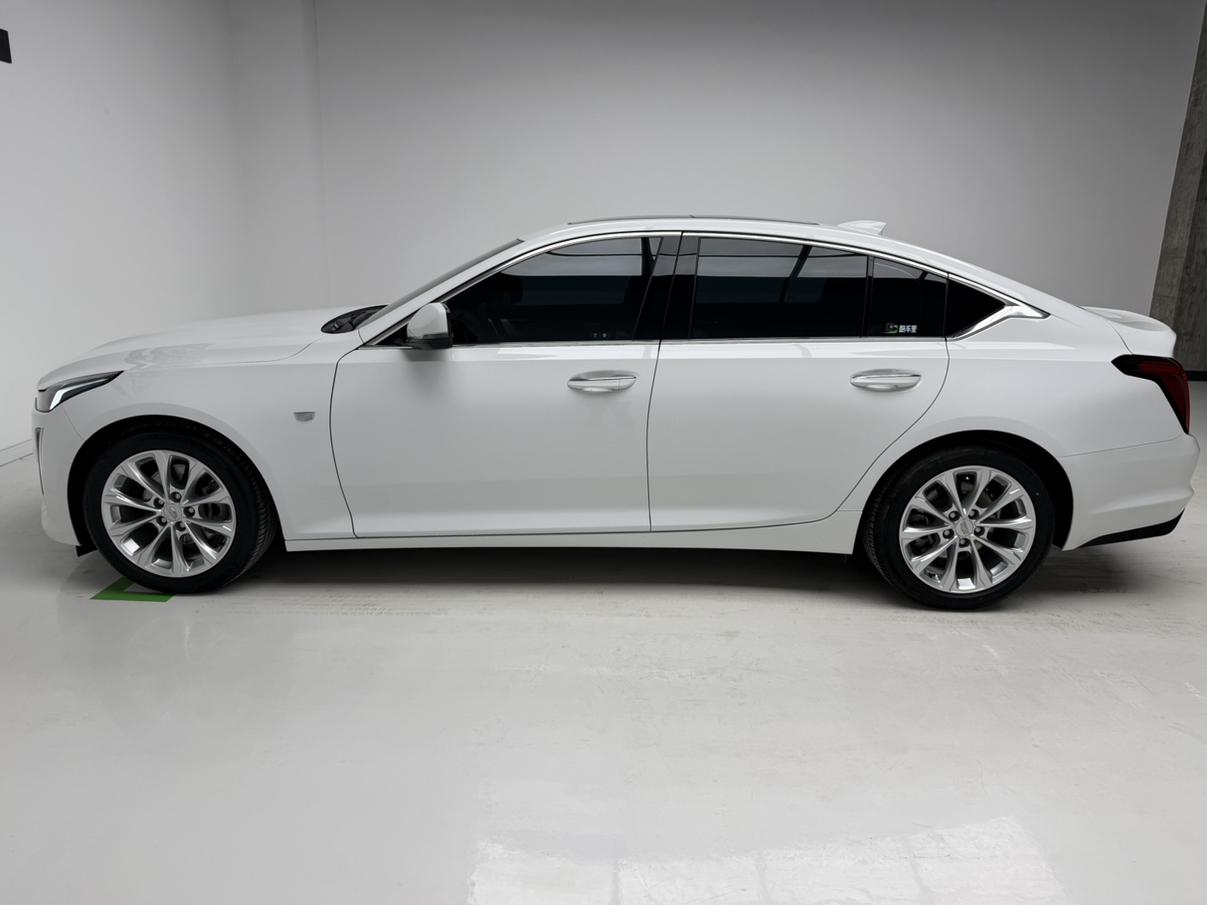 Cadillac CT5 2022 thumb 2