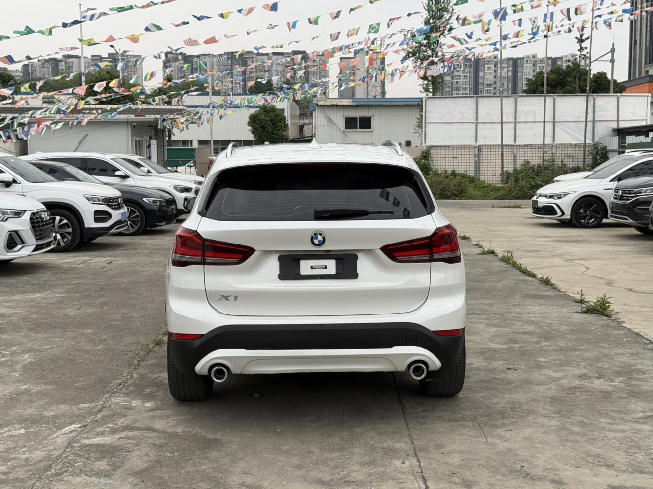 BMW X1 2021 thumb 3