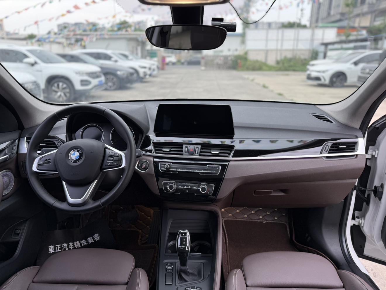 BMW X1 2021 thumb 5