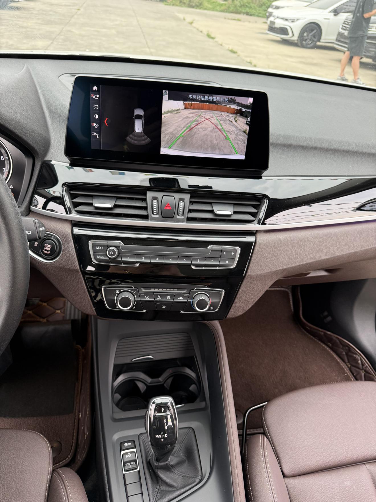 BMW X1 2021 thumb 6