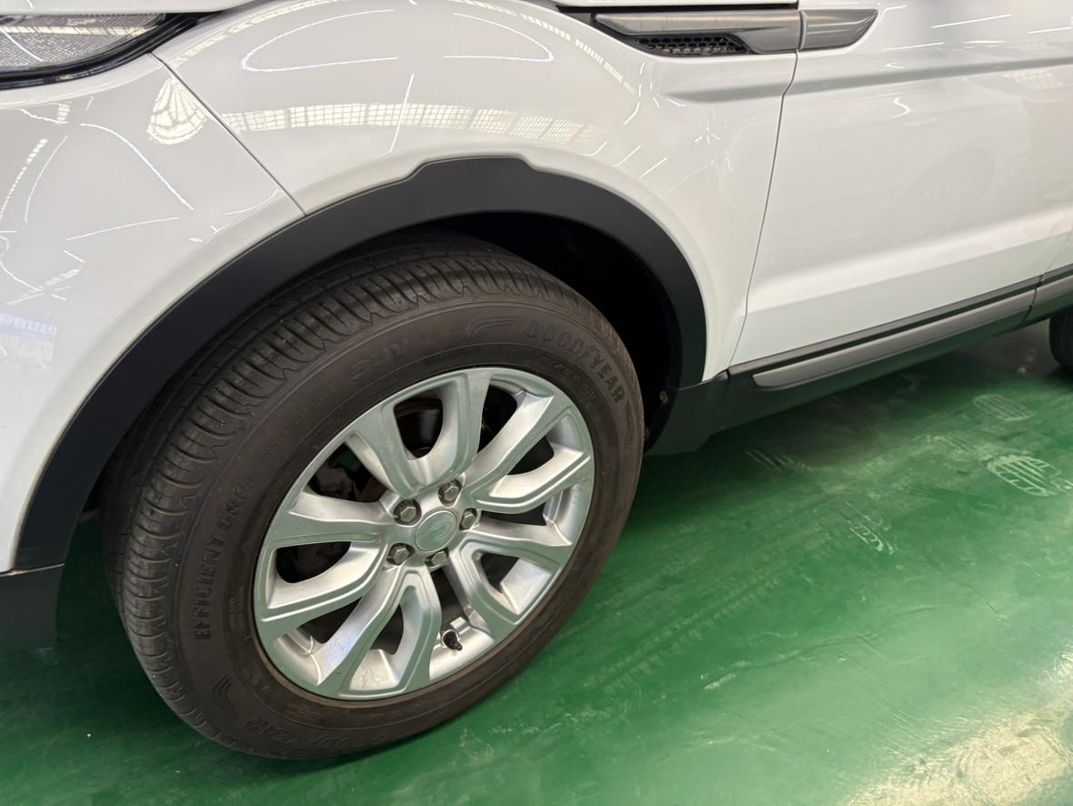 Land Rover Evoque 2015 thumb 6