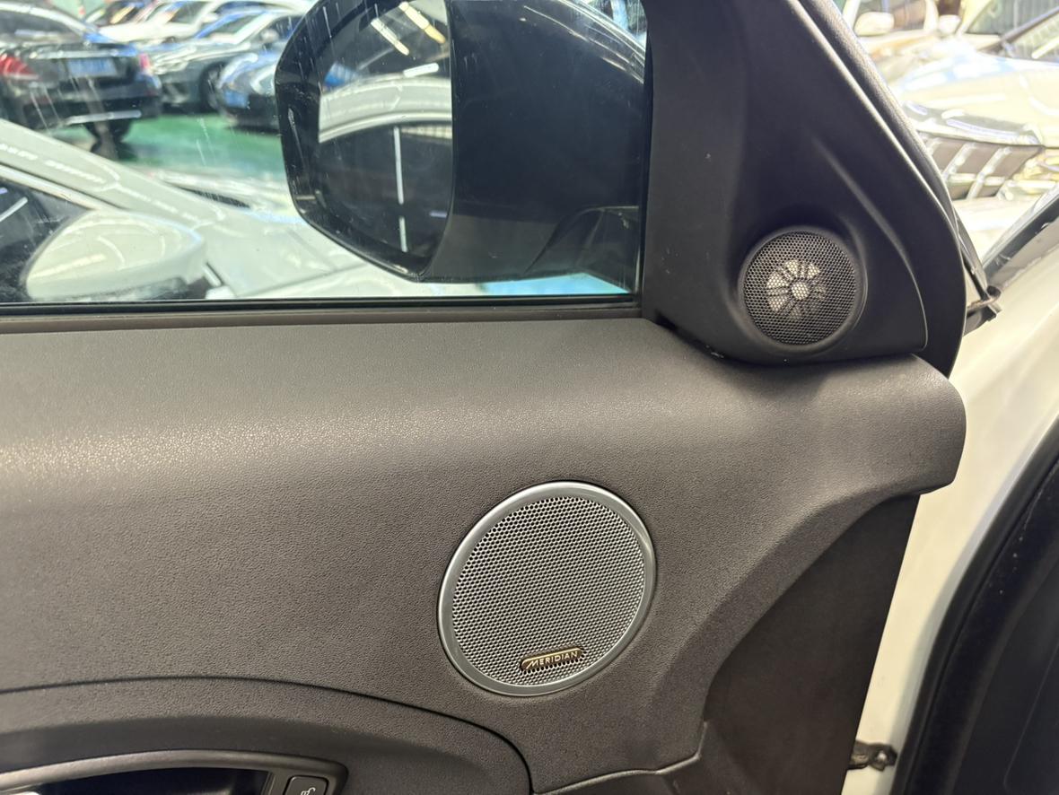 Land Rover Evoque 2015 thumb 8