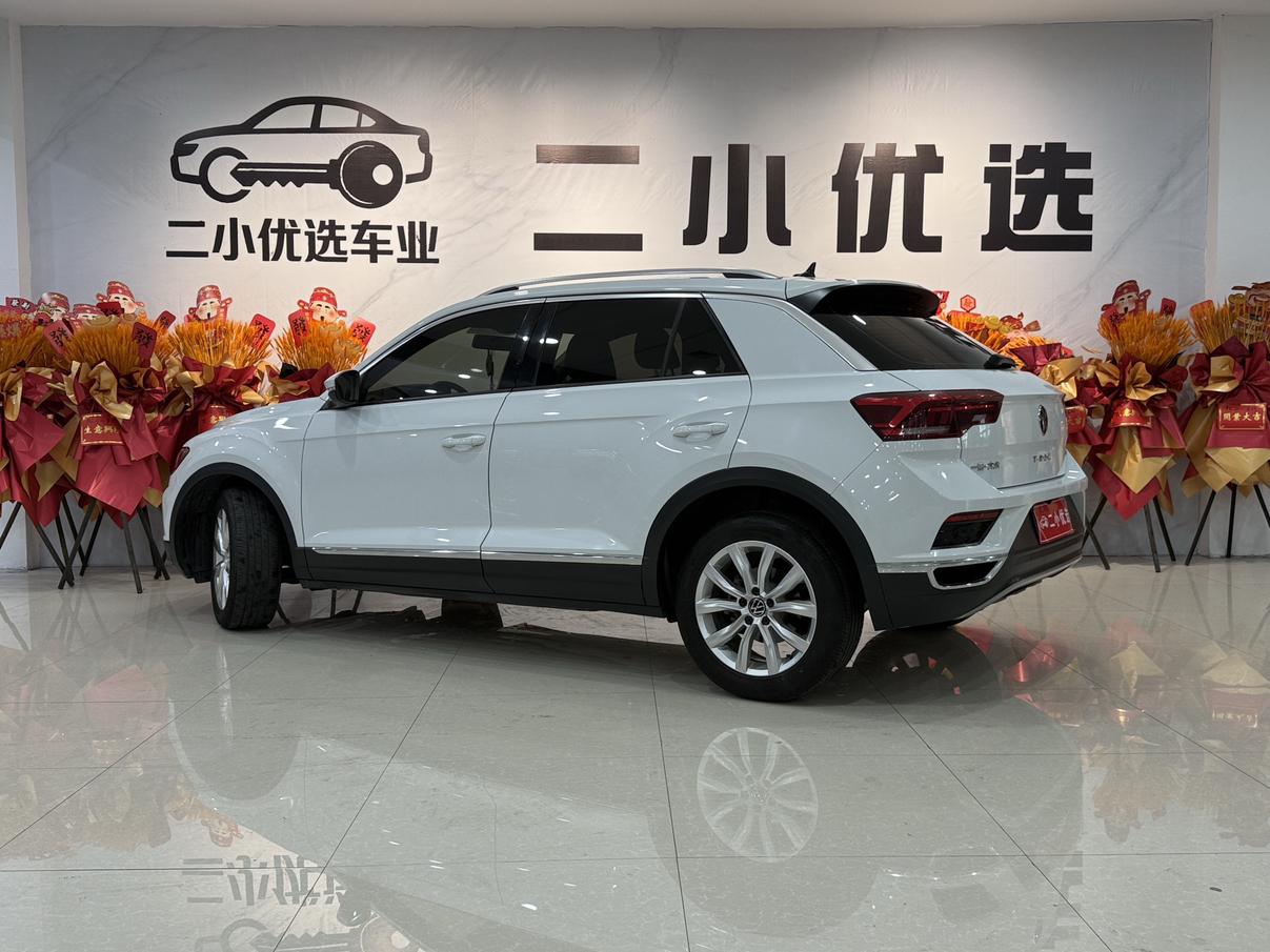 Volkswagen T-Roc 2021 thumb 2
