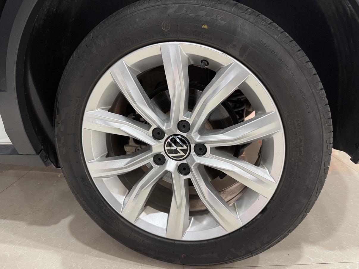 Volkswagen T-Roc 2021 thumb 5