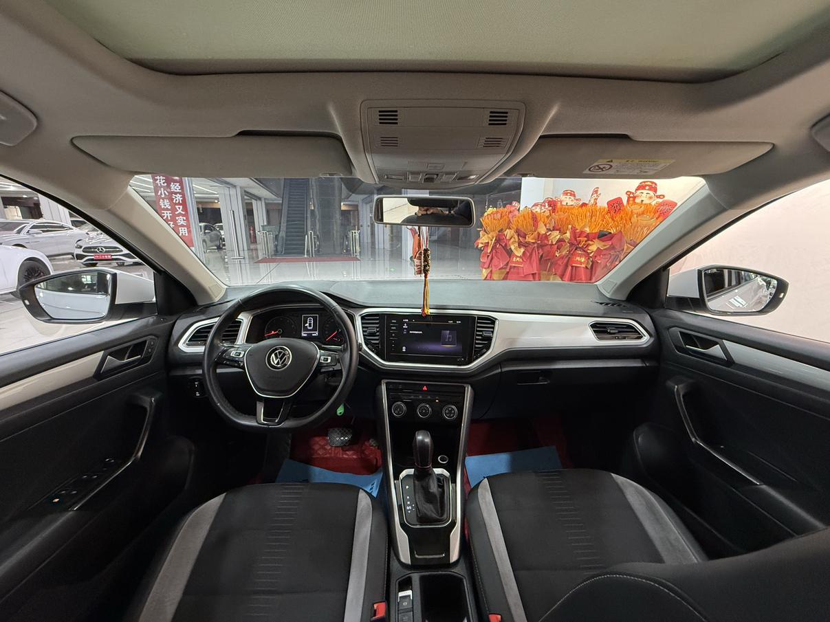 Volkswagen T-Roc 2021 thumb 11